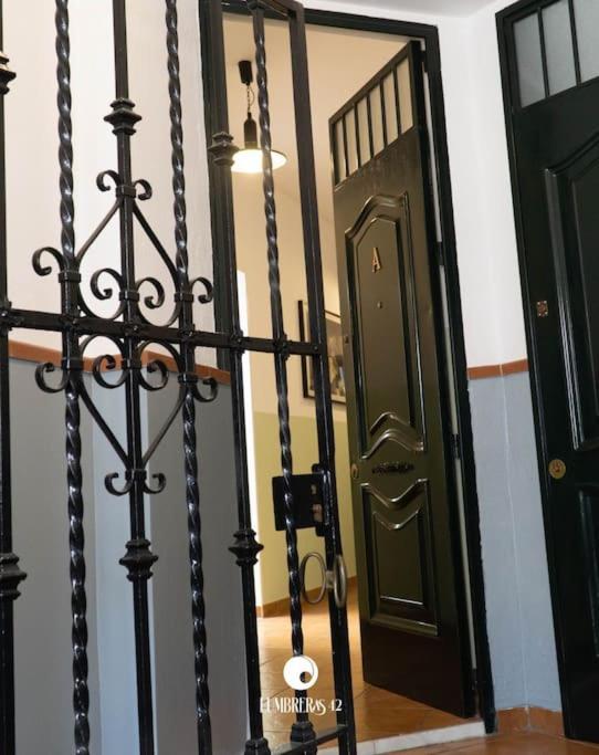 Lumbreras 42 Apartamento, Cerca De Isla Magica Sevilla Kültér fotó